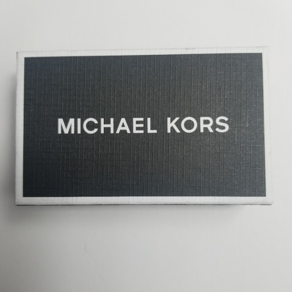 Michael Kors Logo Clip Case For Apple AirPods® - Picture 5 of 6